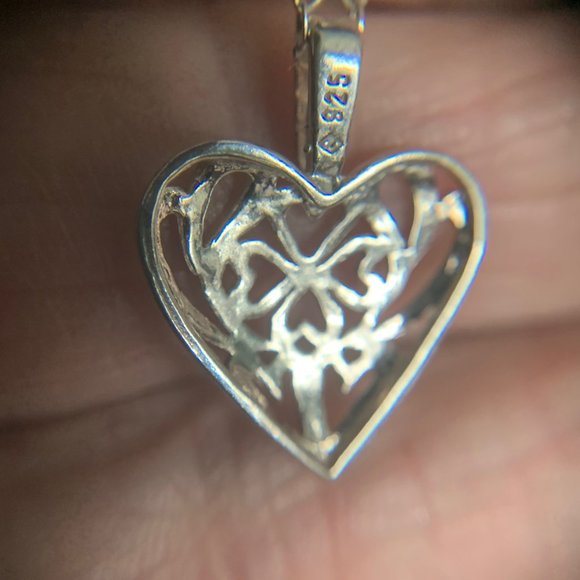 Avon Sterling Silver Heart Necklace (NIP) - Picture 3 of 6